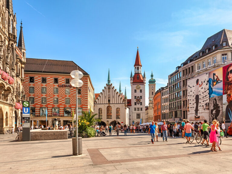 Munich Travel Checklist ─ What To Book And When